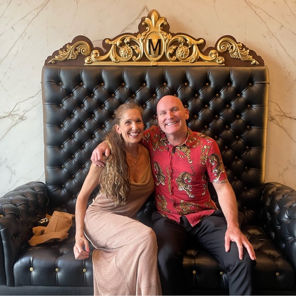 I’m live ✨🫶🏻🌈 Stop by 🫶🏻✨🌈✨🫶🏻 - Picture 8 of 9